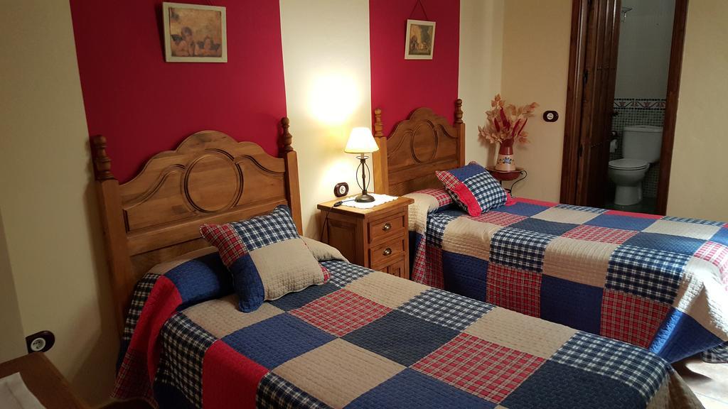 Apartamentos Rurales Tauro Cabezuela Del Valle Buitenkant foto