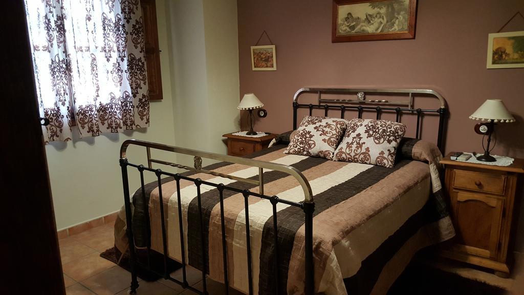 Apartamentos Rurales Tauro Cabezuela Del Valle Buitenkant foto