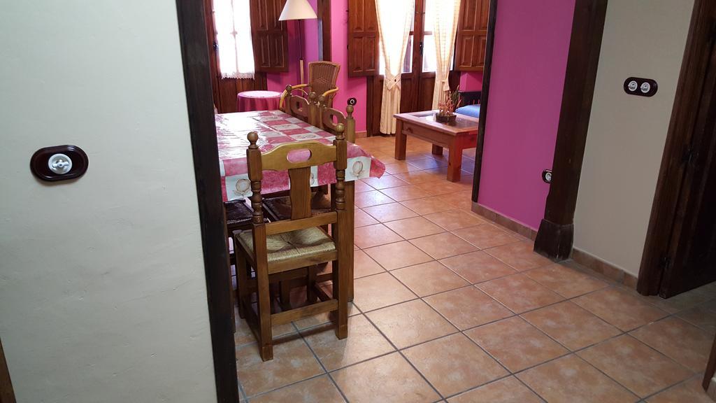 Apartamentos Rurales Tauro Cabezuela Del Valle Buitenkant foto